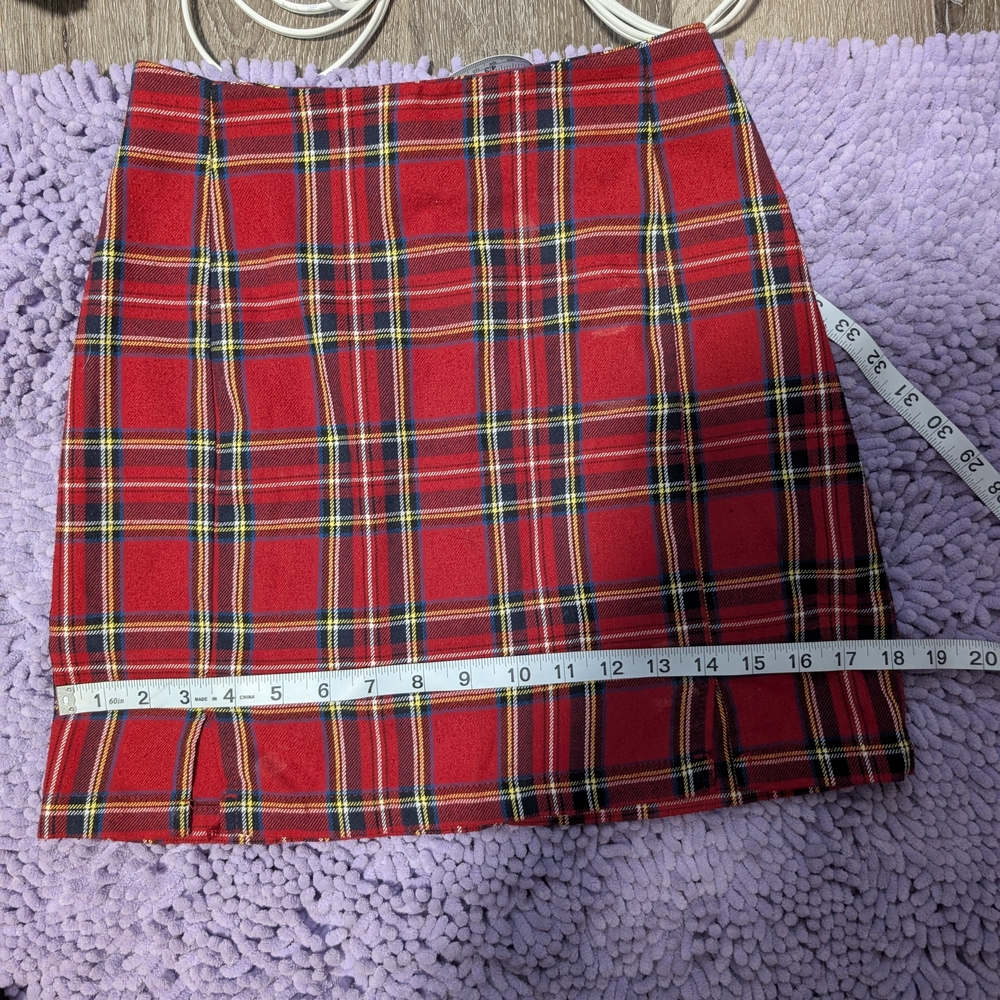 Brandy Melville Red Plaid Mini Skirt - Picture 7 of 7